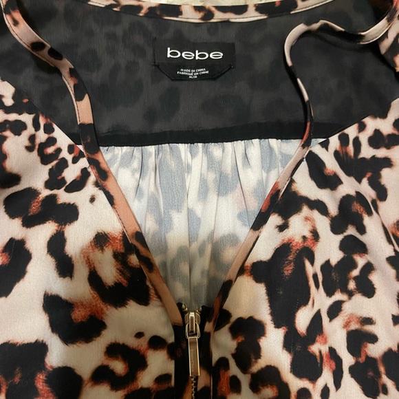 BEBE top - Picture 2 of 3